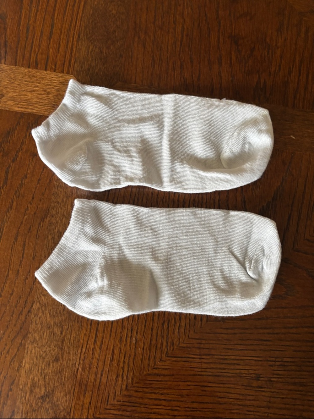 White ankle Socks